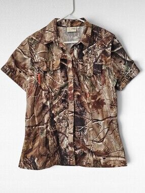 SHE Outdoor Apparel Camo Short Sleeve Shirt Size Medium